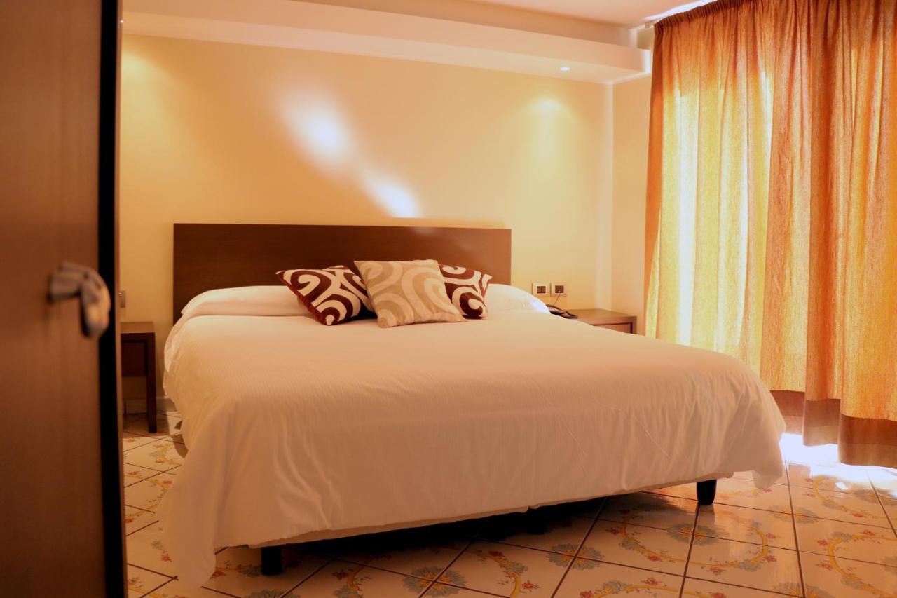 Hotel Ancora Pontecagnano Εξωτερικό φωτογραφία